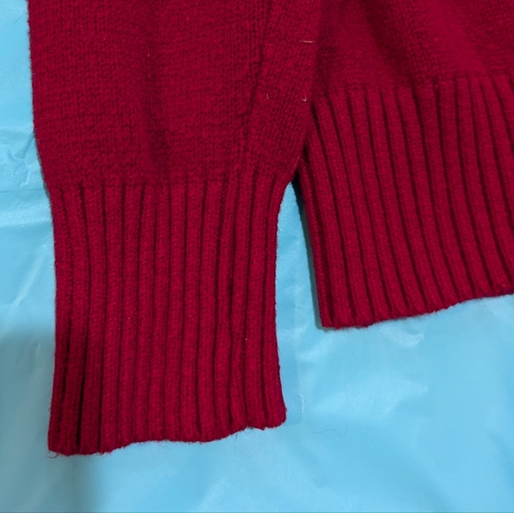 Rae Dunn Red and White Crew Neck Sweater LOVE - Picture 3 of 13
